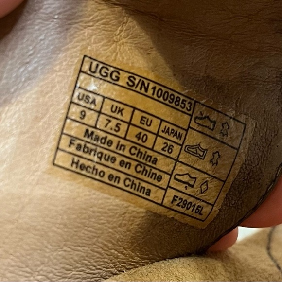 UGG Australia Briella Bronze Wedge Thong Medallion Sandal Womens Size 9 - Picture 12 of 15